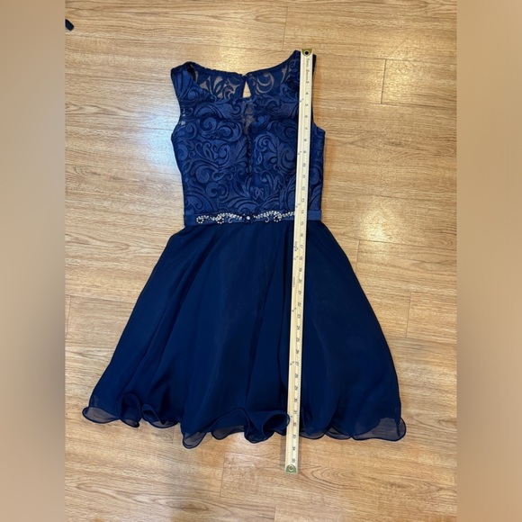 ELIZABETH K Lace Bodice Chiffon Navy Blue Semi-Formal Dress Size XS - Picture 6 of 9